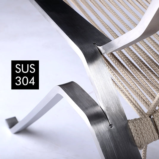 ESQが家具フレームに採用するSUS304ステンレス