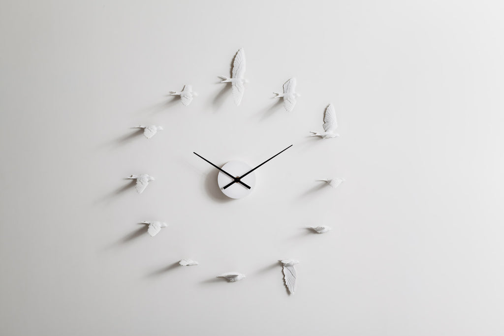 Haoshi DesignのSwallow Clock